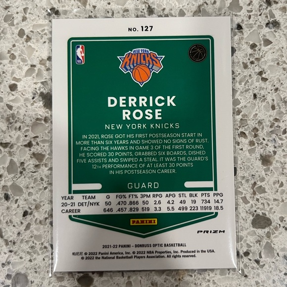 DERRICK ROSE OPTIC PRIZM CARD PURPLE NEW YORK KNICKS 2021-22 NBA - Picture 2 of 3